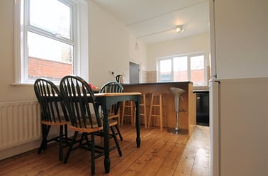 Sunbury Avenue, Jesmond, Newcastle - Image 2